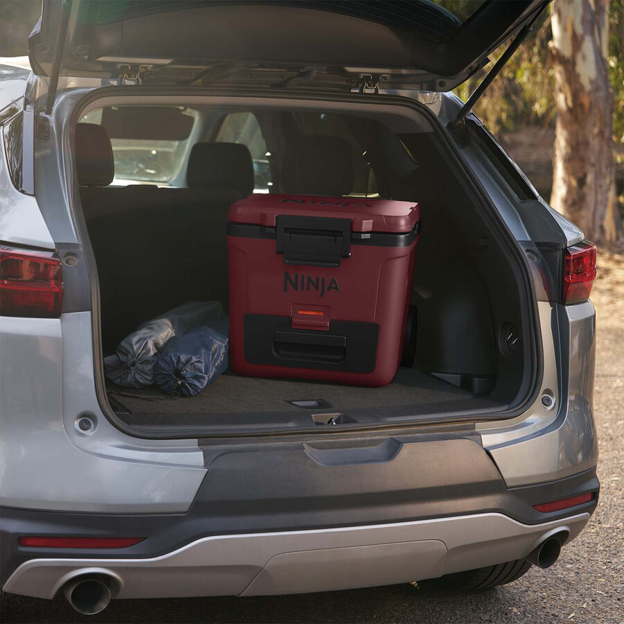 ninja frostvault 30qt28l koelbox op wielen met droogzone canyon red fb230ukmr
