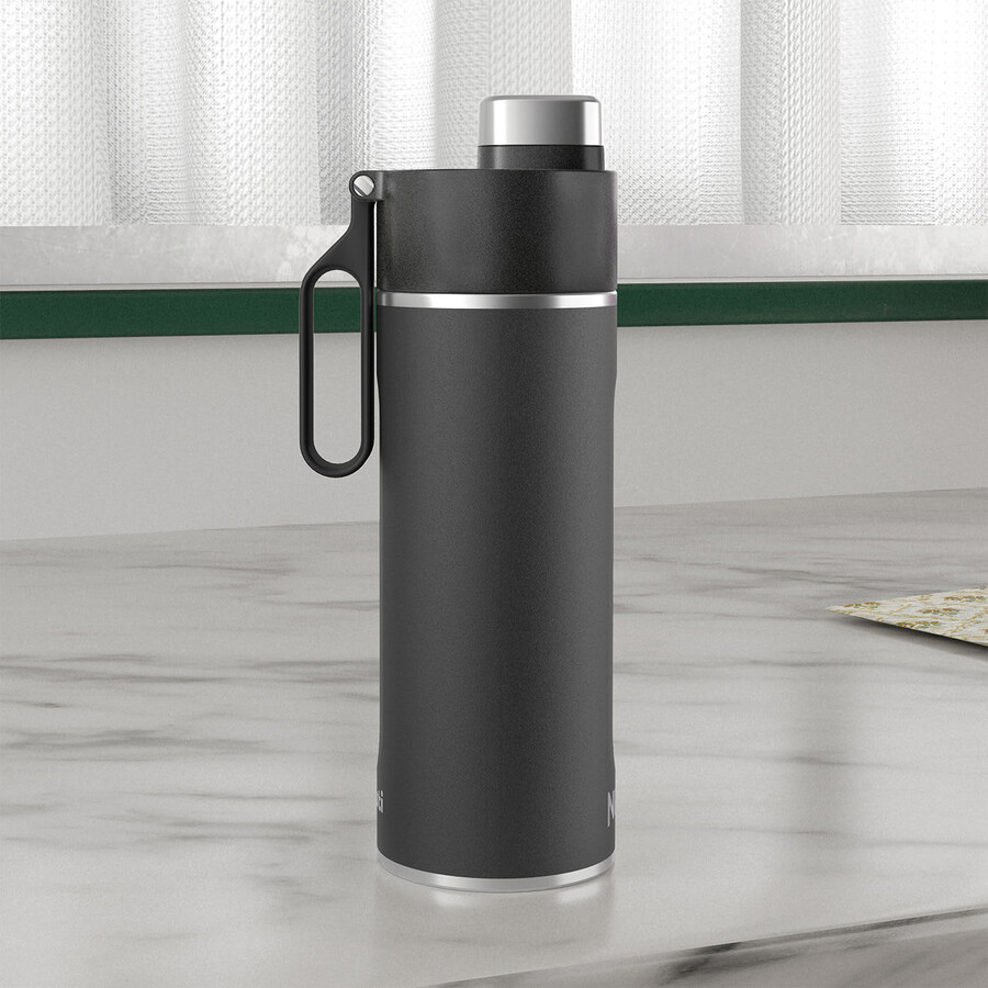 ninja frostvault 45qt42l koelbox op wielen inclusief koelelement en drinkfles.