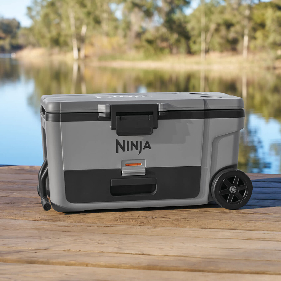 ninja frostvault 65qt61l koelbox op wielen met droogzone leigrijs fb265euukgy
