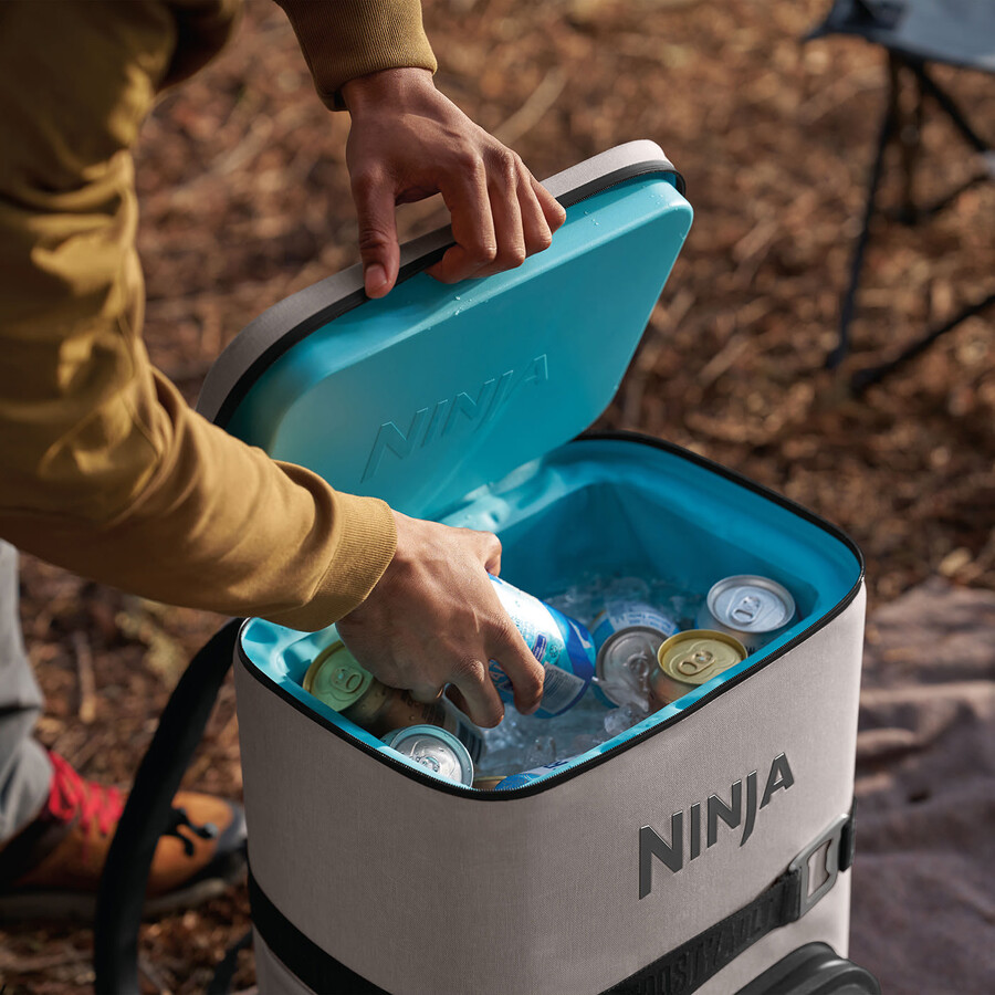 ninja frostvault go 23 liter rugzakkoeler voor 36 blikjes - berkenbeige