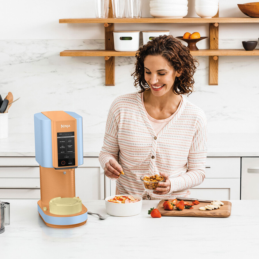 ninja creami ijs- en bevroren dessertmaker - suikerbosbes-abrikoos nc300ukaopl