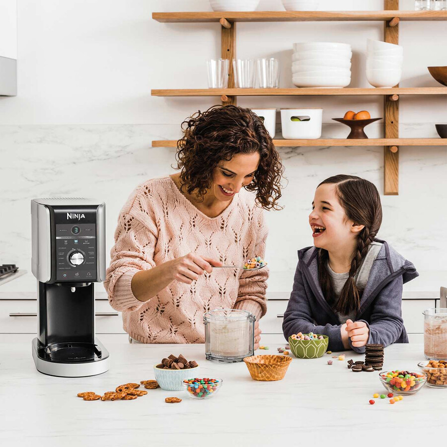 ninja creami deluxe 10-in-1 ijs- en bevroren drankmaker set van 4 bakjes